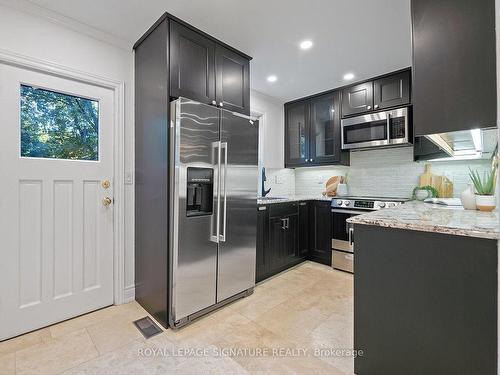 21 Glengarry Ave, Toronto, ON - Indoor Photo Showing Kitchen With Upgraded Kitchen