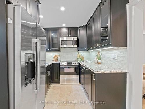 21 Glengarry Ave, Toronto, ON - Indoor Photo Showing Kitchen With Upgraded Kitchen