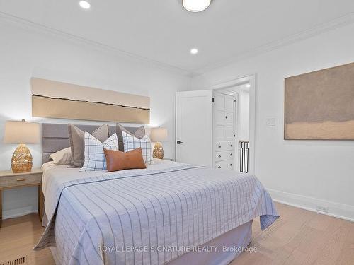 21 Glengarry Ave, Toronto, ON - Indoor Photo Showing Bedroom