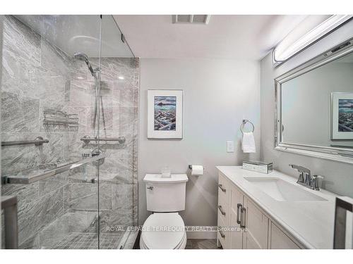 1106-195 Wynford Dr, Toronto, ON - Indoor Photo Showing Bathroom