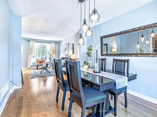 14 Hutton Cres, Caledon, ON - Indoor Photo Showing Dining Room