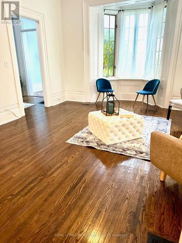 3 - 237 John Street E, Belleville, ON - Indoor Photo Showing Living Room