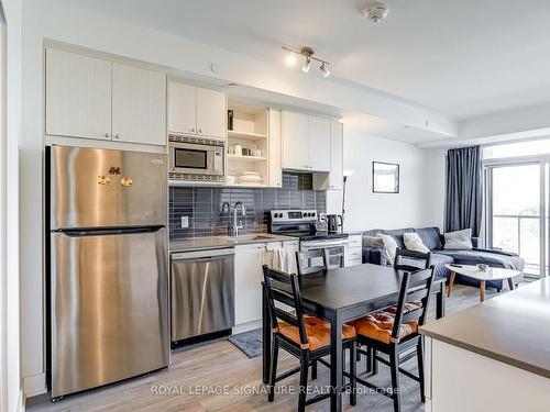 603-60 George Butchart Dr, Toronto, ON - Indoor Photo Showing Kitchen