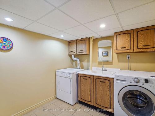 38 Larchmere Ave, Toronto, ON - Indoor Photo Showing Laundry Room