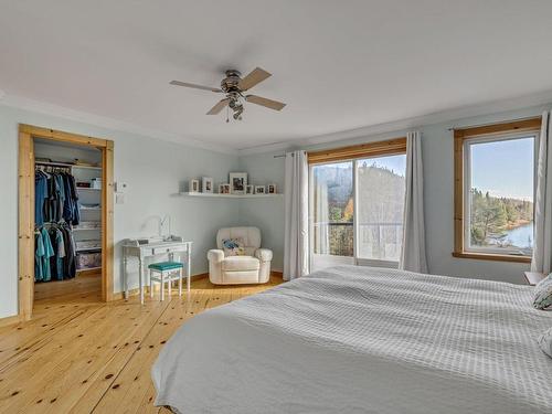 Chambre Ã  coucher principale - 207 Ch. Du Lac N., Stoneham-Et-Tewkesbury, QC - Indoor Photo Showing Bedroom