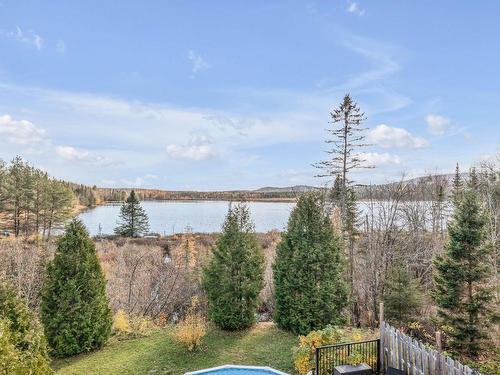 Vue sur l'eau - 207 Ch. Du Lac N., Stoneham-Et-Tewkesbury, QC - Outdoor With View