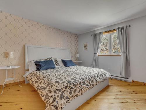 Chambre Ã Â coucher - 207 Ch. Du Lac N., Stoneham-Et-Tewkesbury, QC - Indoor Photo Showing Bedroom