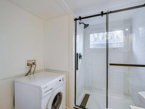 Bathroom - 7 Rue Du Moulin, Saint-Basile-Le-Grand, QC - Indoor Photo Showing Laundry Room