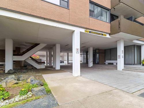 304 5959 Spring Garden Road, Halifax, NS 