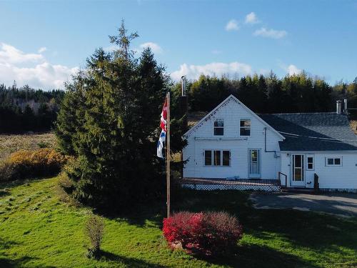 1013 Mountain Road, Seaview, NS 