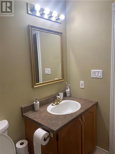 1378 Sparks Street, Sudbury, ON - Indoor Photo Showing Bathroom