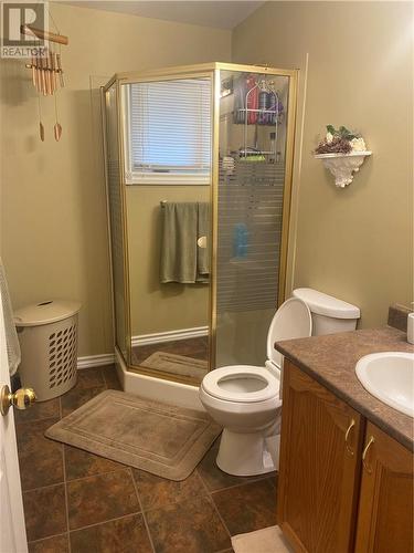 1378 Sparks Street, Sudbury, ON - Indoor Photo Showing Bathroom