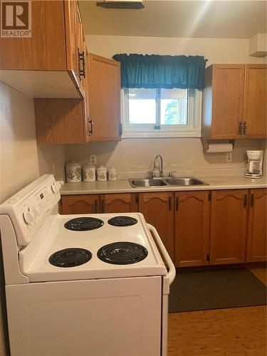 1378 Sparks Street, Sudbury, ON - Indoor Photo Showing Kitchen With Double Sink