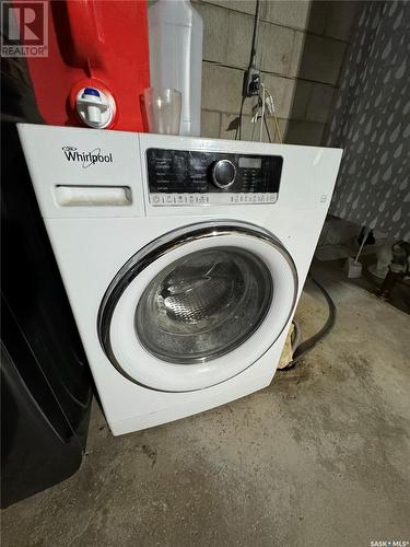 302 2Nd Avenue E, Buchanan, SK - Indoor Photo Showing Laundry Room