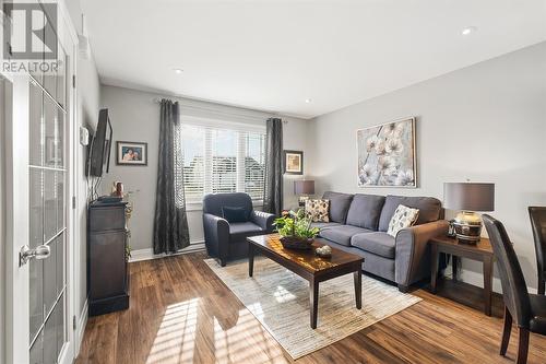 168 Diamond Marsh Drive, St. John'S, NL - Indoor Photo Showing Living Room