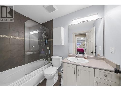 15 13771 232A Street, Maple Ridge, BC - Indoor Photo Showing Bathroom