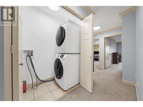 15 13771 232A Street, Maple Ridge, BC - Indoor Photo Showing Laundry Room