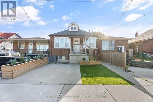 60 Merchison Avenue, Hamilton, ON - Outdoor