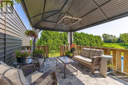 8819 Longwoods Road, Strathroy-Caradoc (Mount Brydges), ON - Outdoor With Deck Patio Veranda With Exterior