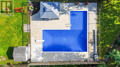 37 Talavera Crescent, London, ON - Outdoor With In Ground Pool