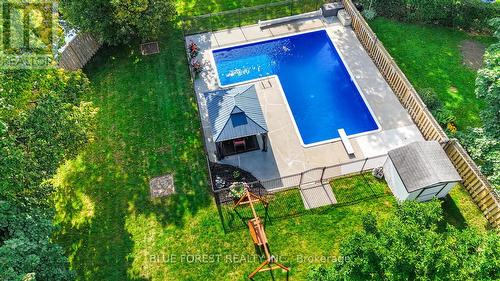 37 Talavera Crescent, London, ON - Outdoor With In Ground Pool