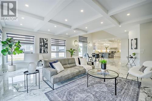 311 Water Avenue, Lakeshore, ON - Indoor Photo Showing Living Room