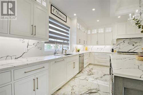 311 Water Avenue, Lakeshore, ON - Indoor Photo Showing Kitchen