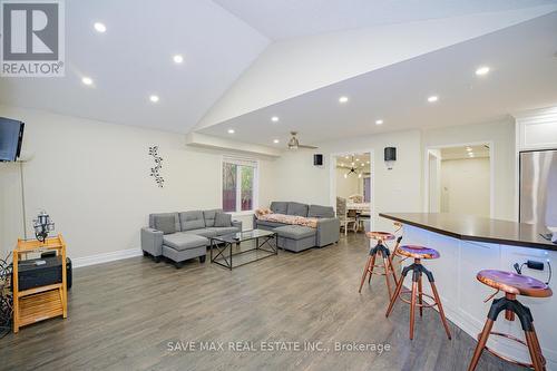 3191 Oakview Road, Mississauga, ON - Indoor