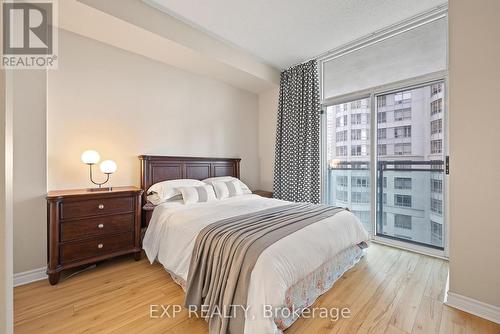 514 - 3939 Duke Of York Boulevard, Mississauga, ON - Indoor Photo Showing Bedroom