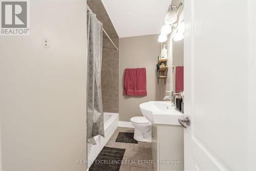 26 Windermere Court, Brampton, ON - Indoor Photo Showing Bathroom