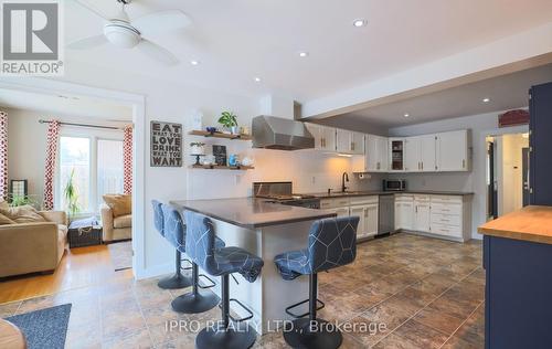 12 Westdale Avenue, Orangeville, ON - Indoor Photo Showing Kitchen