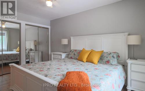 12 Westdale Avenue, Orangeville, ON - Indoor Photo Showing Bedroom