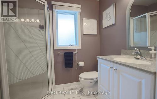 12 Westdale Avenue, Orangeville, ON - Indoor Photo Showing Bathroom