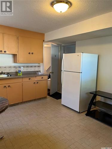 129 19Th Street E, Prince Albert, SK - Indoor Photo Showing Kitchen