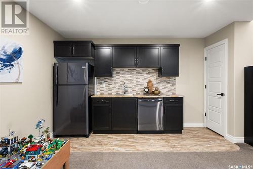 101 Motherwell Drive, White City, SK - Indoor Photo Showing Kitchen With Upgraded Kitchen