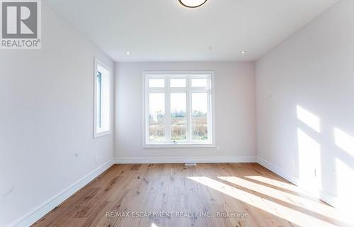 4116 Fly Road, Lincoln, ON - Indoor Photo Showing Other Room