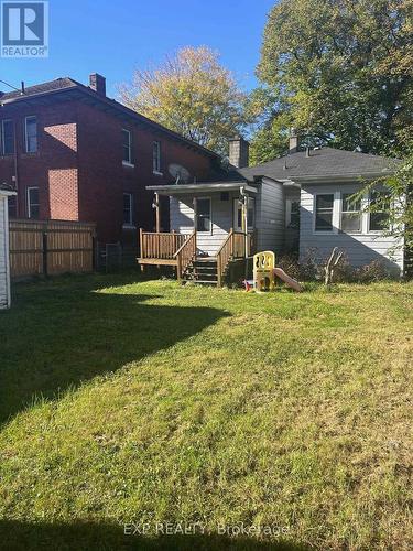 220 Mcewan Avenue, Windsor, ON - Outdoor