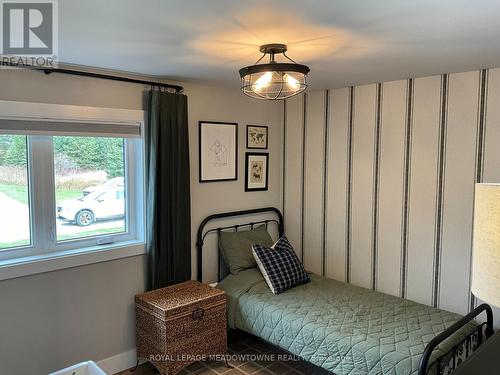 103014 10 Side Road, East Garafraxa, ON - Indoor Photo Showing Bedroom