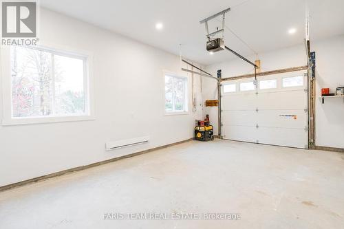 40 Port Severn Road N, Georgian Bay, ON - Indoor Photo Showing Garage