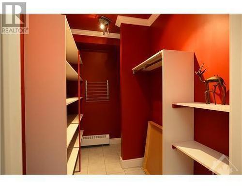 In unit laundry room with ample storage - 139 Guigues Avenue Unit#1, Ottawa, ON - Indoor