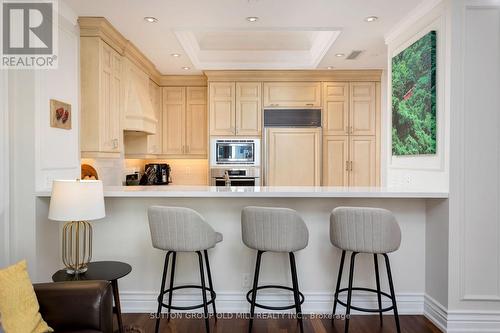 2 - 73 Scollard Street, Toronto, ON - Indoor Photo Showing Kitchen