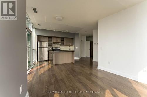 Ph05 - 160 Vanderhoof Avenue, Toronto, ON - Indoor Photo Showing Kitchen