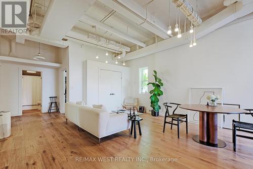 259 Oakwood Avenue, Toronto, ON - Indoor Photo Showing Other Room