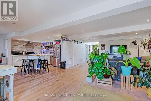 259 Oakwood Avenue, Toronto, ON - Indoor