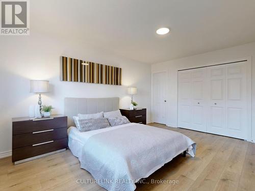 5 Haven Hill Square, Toronto, ON - Indoor Photo Showing Bedroom