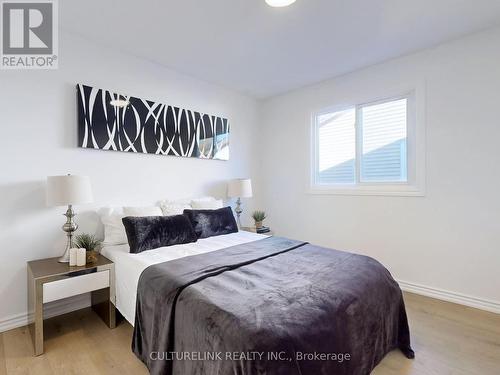 5 Haven Hill Square, Toronto, ON - Indoor Photo Showing Bedroom