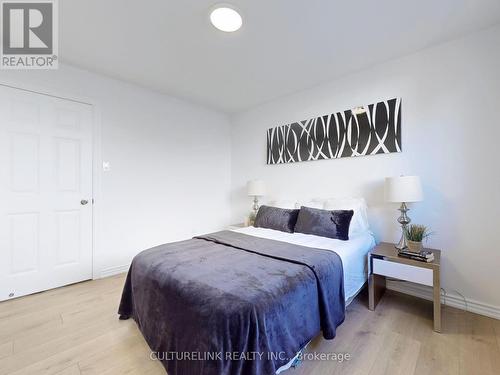 5 Haven Hill Square, Toronto, ON - Indoor Photo Showing Bedroom