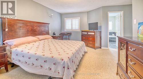 100 Russell Jarvis Drive, Markham, ON - Indoor Photo Showing Bedroom