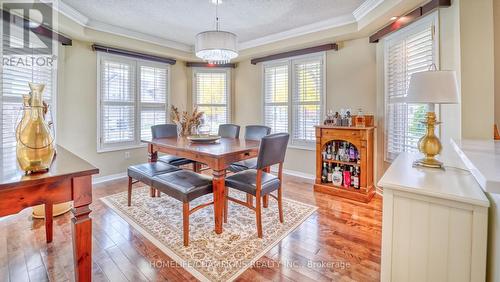 100 Russell Jarvis Drive, Markham, ON - Indoor Photo Showing Dining Room