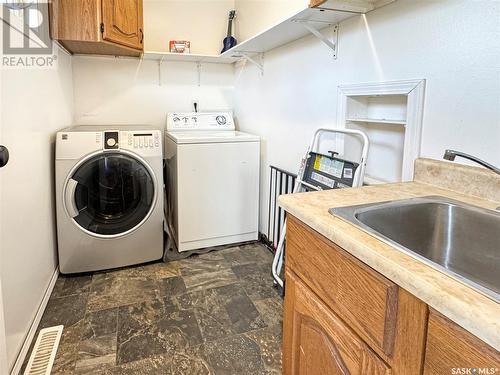 9408 Meadow Lark Lane, North Battleford, SK - Indoor Photo Showing Laundry Room